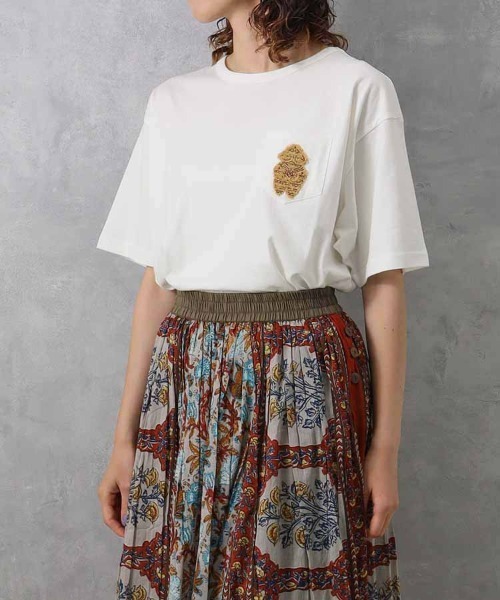 Bleu Bleuet（ブルーブルーエ）の「土偶ポケット付Tシャツ（Tシャツ/カットソー・レディース・グリーン/ホワイト・FREE）」の4枚目の写真