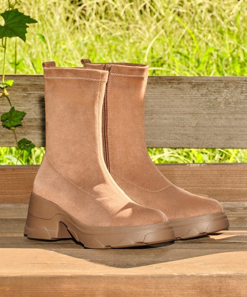 軽量】厚底ストレッチショートブーツ（ブーツ）｜+diana（プラス