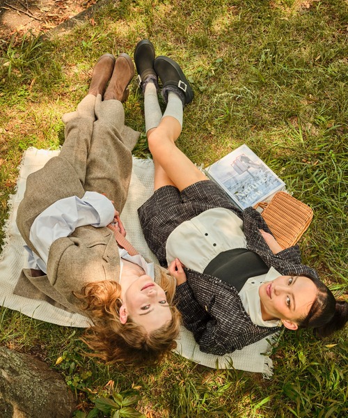 +diana（プラスダイアナ）の「【軽量】厚底ストレッチショートブーツ（ブーツ・レディース・ダークベージュ/ブラック・21.5cm/22.0cm/22.5cm/23.0cm/23.5cm/24.0cm/25.0cm/24.5cm/25.5cm）」の20枚目の写真