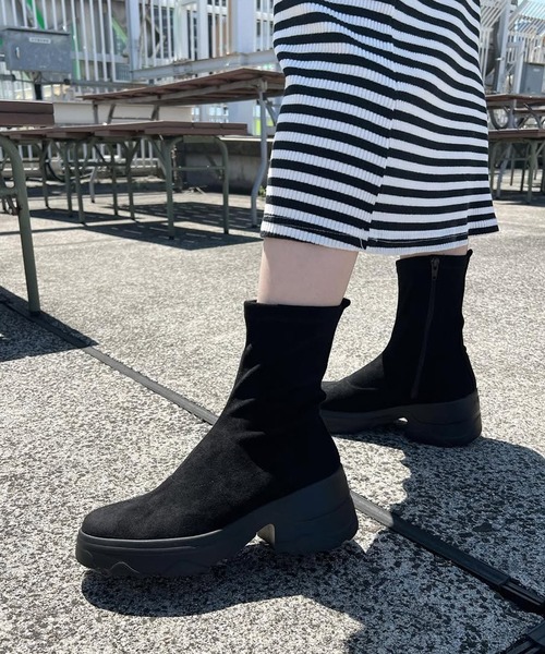 軽量】厚底ストレッチショートブーツ（ブーツ）｜+diana（プラス