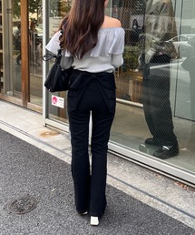 continuer de NICE CLAUP（コンティニューデナイスクラップ）の「【Lサイズが登場！】【後ろ姿まで可愛い】バックリボンデニムフレアパンツ（デニムパンツ）」