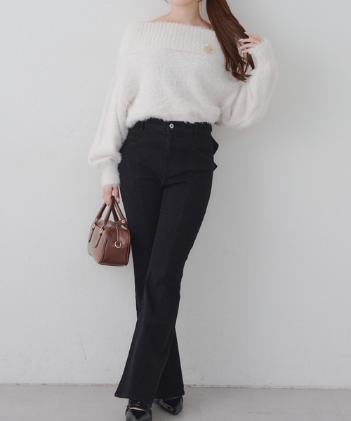 continuer de NICE CLAUP（コンティニューデナイスクラップ）の「【Lサイズが登場！】【後ろ姿まで可愛い】バックリボンデニムフレアパンツ（デニムパンツ・レディース・ブルー/ブラック/ブルー系その他・SMALL/MEDIUM/LARGE）」の21枚目の写真