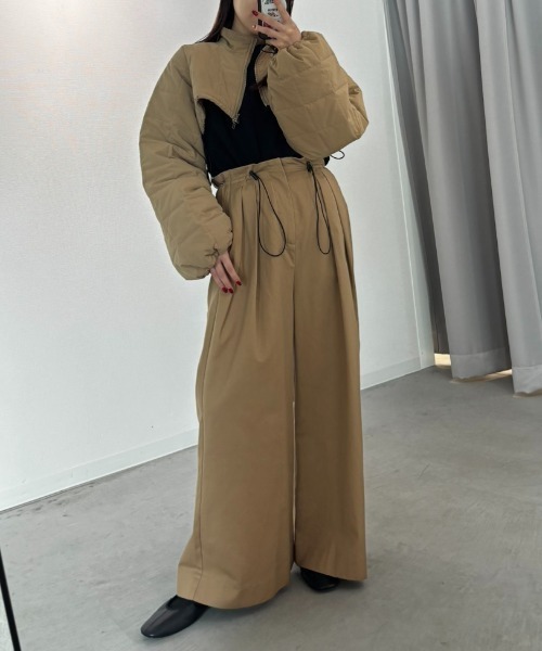PERNA(ペルナ)の「チノワイドパンツ(チノパンツ・レディース・ベージュ/ブラック・MEDIUM/LARGE)」の19枚目の写真