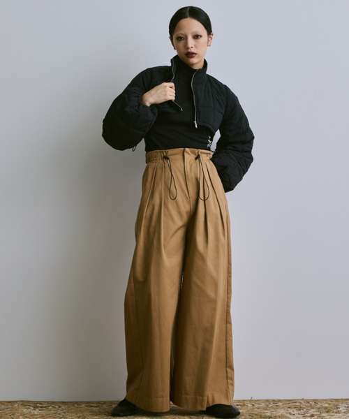 PERNA(ペルナ)の「チノワイドパンツ(チノパンツ・レディース・ベージュ/ブラック・MEDIUM/LARGE)」の16枚目の写真