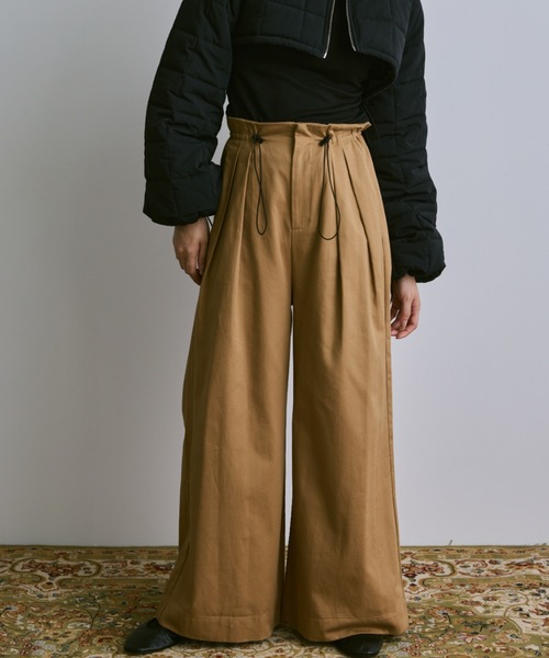 PERNA(ペルナ)の「チノワイドパンツ(チノパンツ・レディース・ベージュ/ブラック・MEDIUM/LARGE)」の20枚目の写真