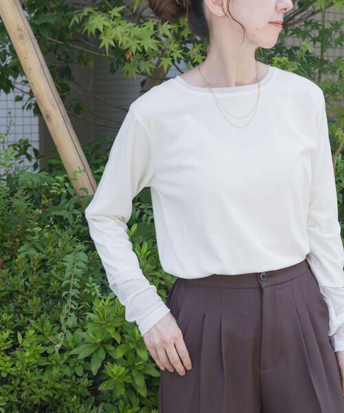 ITEMS URBANRESEARCH（アイテムズ アーバンリサーチ）の「ソデチュールロングスリーブカットソー（Tシャツ/カットソー・レディース・オフホワイト/ブラウン/ホワイト系その他・FREE）」の2枚目の写真