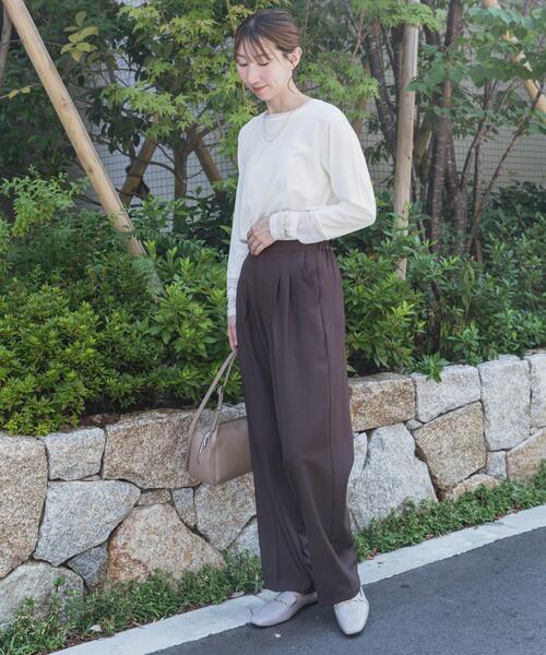 ITEMS URBANRESEARCH（アイテムズ アーバンリサーチ）の「ソデチュールロングスリーブカットソー（Tシャツ/カットソー・レディース・オフホワイト/ブラウン/ホワイト系その他・FREE）」の9枚目の写真