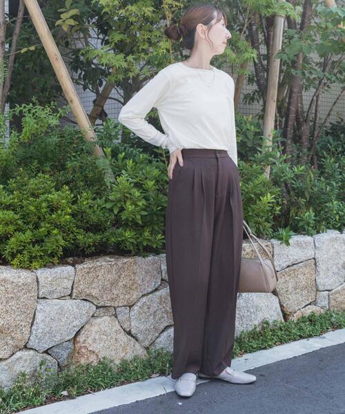 ITEMS URBANRESEARCH（アイテムズ アーバンリサーチ）の「ソデチュールロングスリーブカットソー（Tシャツ/カットソー・レディース・オフホワイト/ブラウン/ホワイト系その他・FREE）」の10枚目の写真