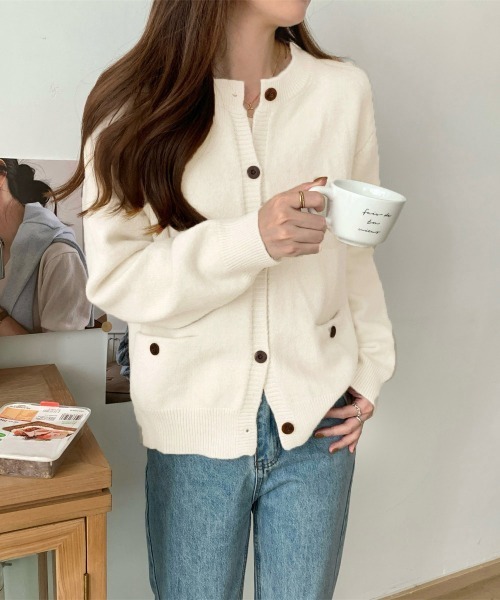 Miniministore(ミニミニストア)の「ニットカーディガン ポケット付き 秋冬服(ニット/セーター・レディース・イエロー×グリーン/アイボリー/ブラック/レッド/ダークグレー/ベージュ・FREE)」の8枚目の写真
