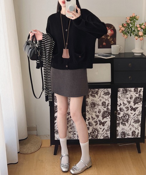 Miniministore(ミニミニストア)の「ニットカーディガン ポケット付き 秋冬服(ニット/セーター・レディース・イエロー×グリーン/アイボリー/ブラック/レッド/ダークグレー/ベージュ・FREE)」の14枚目の写真