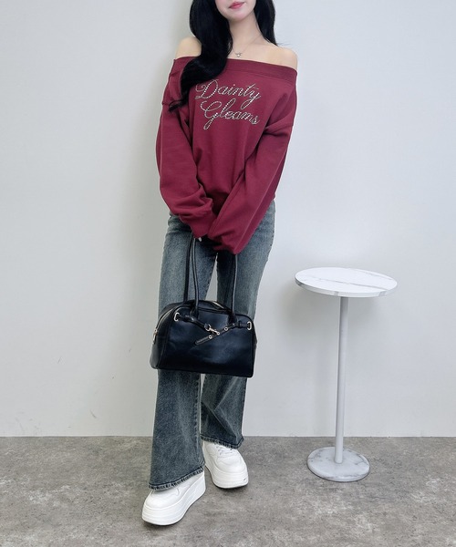 INGNI（イング）の「ラインストーンロゴオフショルスウェットトップス（スウェット・レディース・オフホワイト/チャコールグレー/オートミール/ボルドー・M）」の7枚目の写真