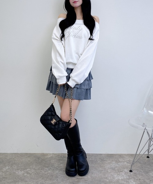 INGNI（イング）の「ラインストーンロゴオフショルスウェットトップス（スウェット・レディース・オフホワイト/チャコールグレー/オートミール/ボルドー・M）」の10枚目の写真