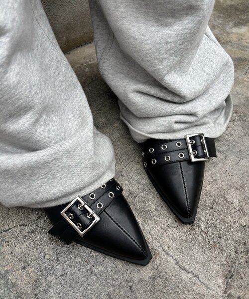 WHO'S WHO gallery（フーズフーギャラリー）の「【HiNT/ヒント】ダブルベルトショートブーツ（ブーツ・レディース・ブラック/ブラウン・MEDIUM/LARGE）」の6枚目の写真