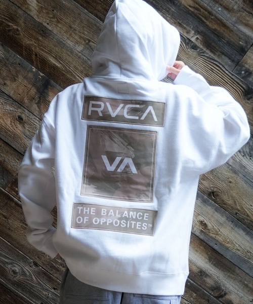 RVCA（ルーカ）の「RVCA メンズ THREE BOX RVCA HD パーカー 【2025年秋冬モデル】 @autumn/ルーカプルオーバーパーカー・フーディー（パーカー・メンズ・ホワイト/グリーン系その他/ブラック/ヘザーグレー・SMALL/MEDIUM/LARGE/X-LARGE）」の2枚目の写真