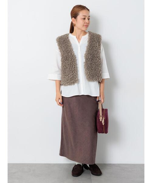 Lugnoncure（ルノンキュール）の「ショートボアベスト（ベスト・レディース・オフホワイト/チャコールグレー/モカ・F）」の17枚目の写真