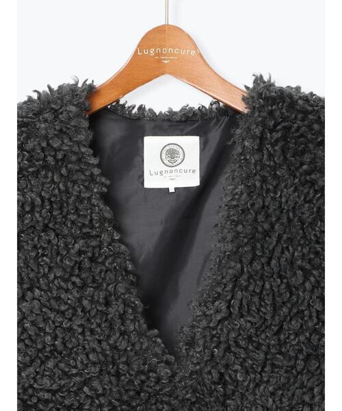 Lugnoncure（ルノンキュール）の「ショートボアベスト（ベスト・レディース・オフホワイト/チャコールグレー/モカ・F）」の8枚目の写真
