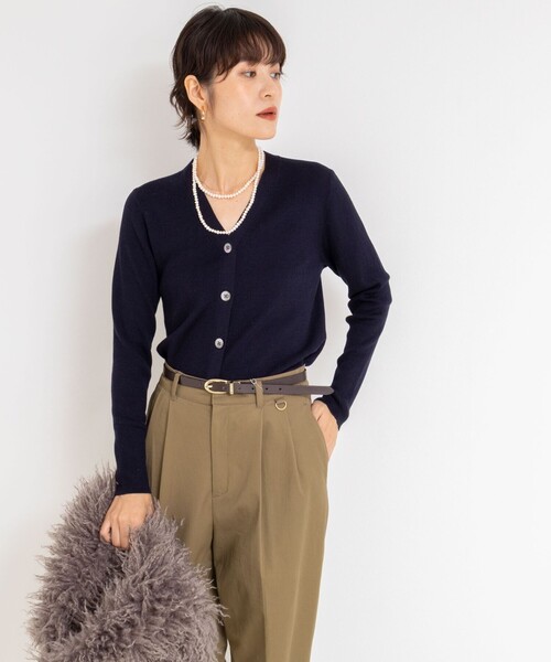 NOLLEY’S（ノーリーズ）の「《手洗い可能》16GマレーリブVネックカーディガン（カーディガン/ボレロ・レディース・ネイビー/ラベンダー/サーモンピンク/グレー・36/38）」の19枚目の写真