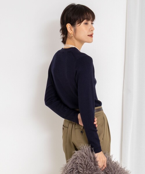 NOLLEY’S（ノーリーズ）の「《手洗い可能》16GマレーリブVネックカーディガン（カーディガン/ボレロ・レディース・ネイビー/ラベンダー/サーモンピンク/グレー・36/38）」の18枚目の写真