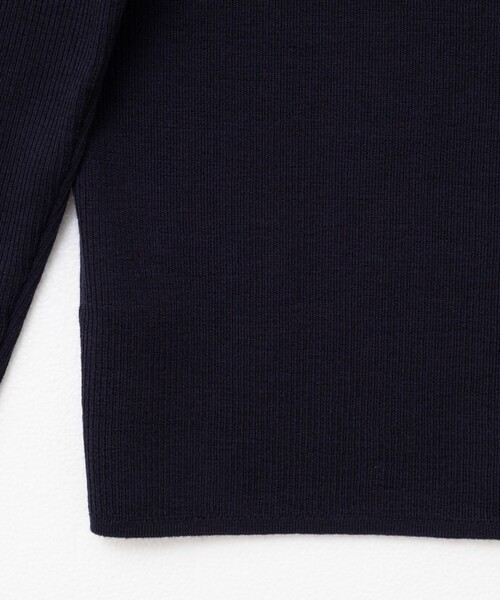 NOLLEY’S（ノーリーズ）の「《手洗い可能》16GマレーリブVネックカーディガン（カーディガン/ボレロ・レディース・ネイビー/ラベンダー/サーモンピンク/グレー・36/38）」の8枚目の写真