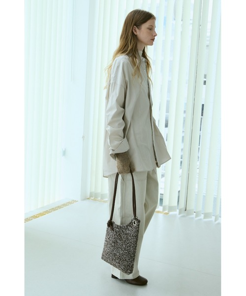 un/neu（アンノイ）の「ネップミニマルアシメショルダー /スリム2WAYバッグ / ペットボトル収納可（ショルダーバッグ・レディース・イエロー/ブラウン/ブルー・FREE）」の18枚目の写真