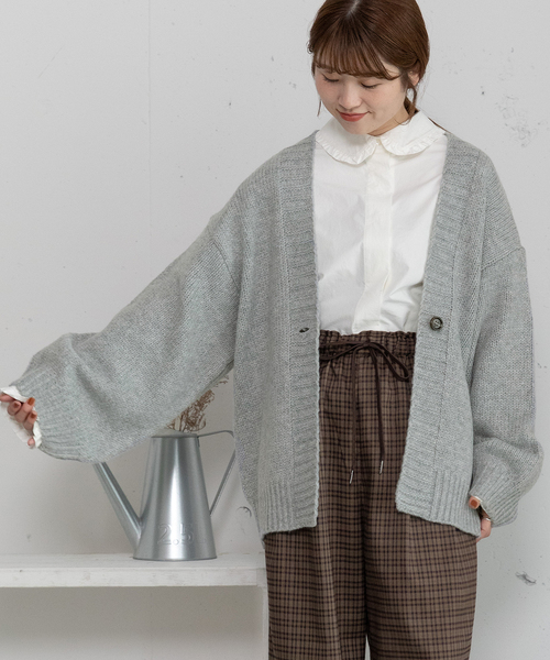 POU DOU DOU（プードゥドゥ）の「バックロゴ刺繍ルーズカーディガン（カーディガン/ボレロ・レディース・アイボリー/ブルー/グレー・M）」の17枚目の写真