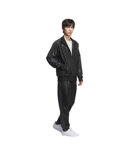 adidas(アディダス)の「アディダス adidas Staygoldレギュラーフィット トラックトップ(ジャージ・メンズ・ブラック×ブラック/ホワイト×ゴールド/ブラック×ゴールド・3L/LL/L/M/S)」の8枚目の写真