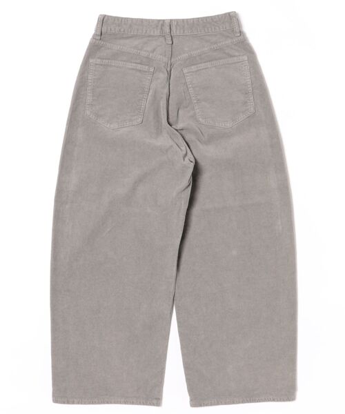 RED CARD TOKYO（レッドカード）の「【RED CARD/レッドカード】Oregon クロップド丈バルーンコーディロイパンツ（その他パンツ・レディース・グレー・23/24/25/22）」の2枚目の写真