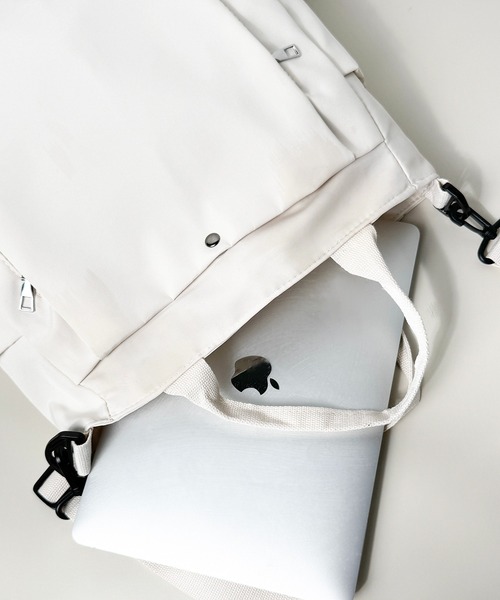 folka（フォルカ）の「10D39-MZ 2wayトートバッグ 取り外し可能ショルダー ポケット付（トートバッグ・レディース・ブラック/ホワイト・ONESIZE）」の15枚目の写真