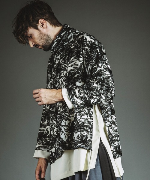 NO ID.（ノーアイディ）の「【NO ID.】Layered Turtleneck Big Pullover / レイヤード タートルネック ビッグ プルオーバー（ニット/セーター・メンズ・ブラック/グレー/ホワイト・ONE SIZE）」の8枚目の写真