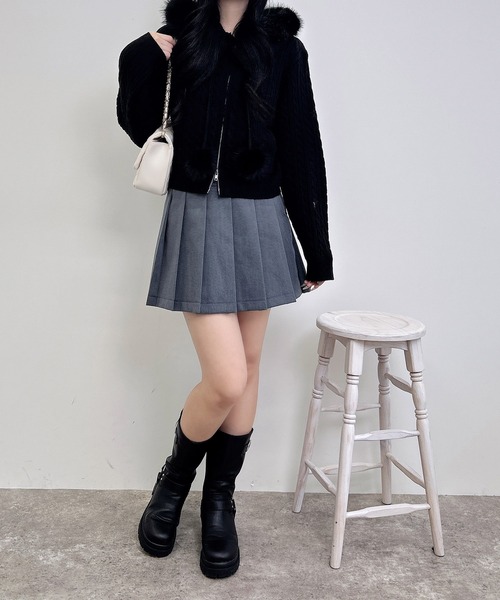 INGNI(イング)の「ポンポン付フェイクファーケーブルニットパーカー(パーカー・レディース・グレー/アイボリー/ブラック/アイボリー系・M)」の16枚目の写真