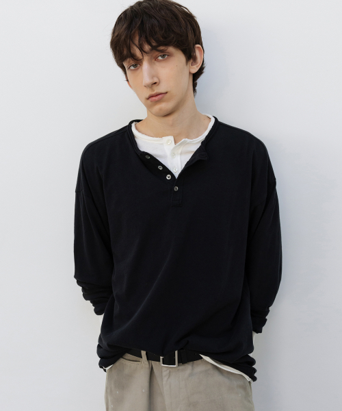 コットンリネンヘンリーネックロングスリーブWASHED BLACK（Tシャツ