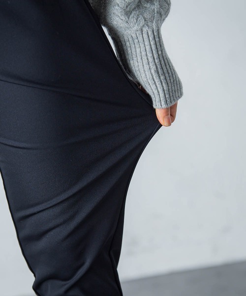 LAUTREAMONT（ロートレアモン）の「【WEB限定】裏起毛発熱レギンスパンツ≪ストレッチ/洗える≫（その他パンツ・レディース・カーキ/ブラック/オフホワイト・7号/9号/11号）」の4枚目の写真