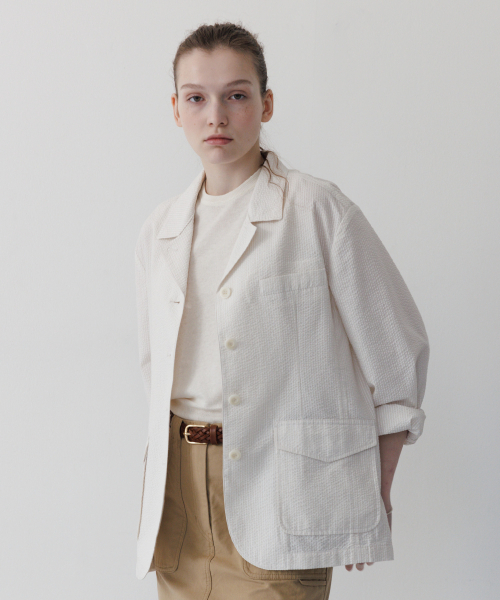 TTUDEMENT(トュードメント)の「FOUR BUTTON SINGLE JACKET IVORY(テーラードジャケット・レディース・その他・FREE)」の3枚目の写真