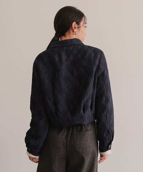 TENTO（テント）の「ショート丈 キルティング ブルゾン（ブルゾン・レディース・アイボリー/ネイビー・36/38）」の19枚目の写真