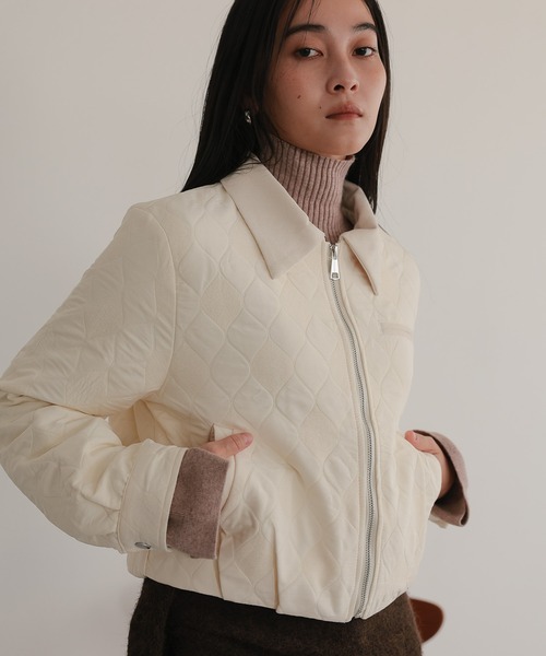 TENTO（テント）の「ショート丈 キルティング ブルゾン（ブルゾン・レディース・アイボリー/ネイビー・36/38）」の7枚目の写真