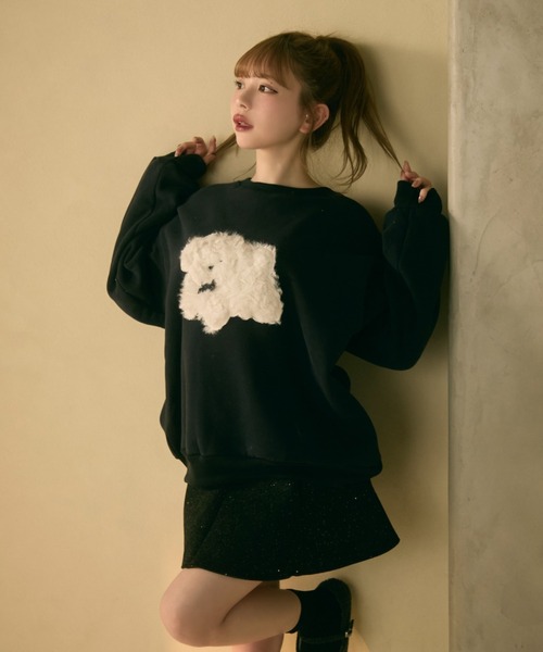 TITTY&CO.（ティティーアンドコー）の「もこもこドッグ刺繍スウェットプルオーバー（スウェット・レディース・ブラック/クリーム/グレー・FREE）」の9枚目の写真
