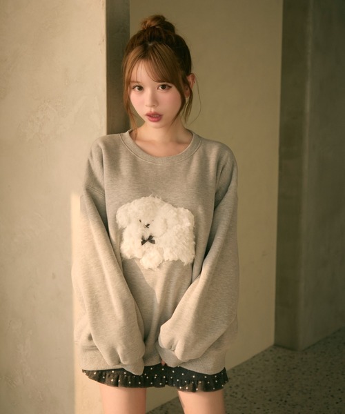 TITTY&CO.（ティティーアンドコー）の「もこもこドッグ刺繍スウェットプルオーバー（スウェット・レディース・ブラック/クリーム/グレー・FREE）」の16枚目の写真