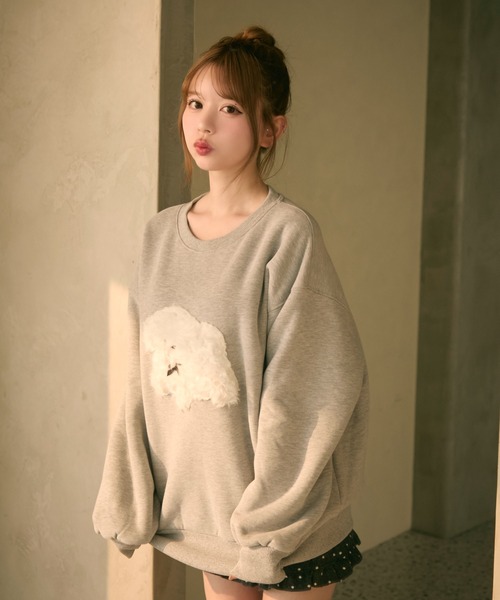 TITTY&CO.（ティティーアンドコー）の「もこもこドッグ刺繍スウェットプルオーバー（スウェット・レディース・ブラック/クリーム/グレー・FREE）」の17枚目の写真