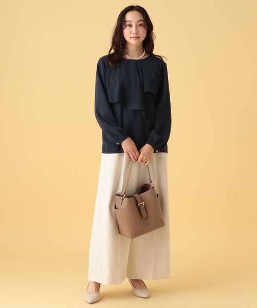 Elura（エルーラ）の「≪入卒/セレモニー/通勤≫フリルブラウス/602135（シャツ/ブラウス・レディース・ホワイト/ネイビー/ホワイト系その他/ブラック・LARGE/MEDIUM）」の12枚目の写真