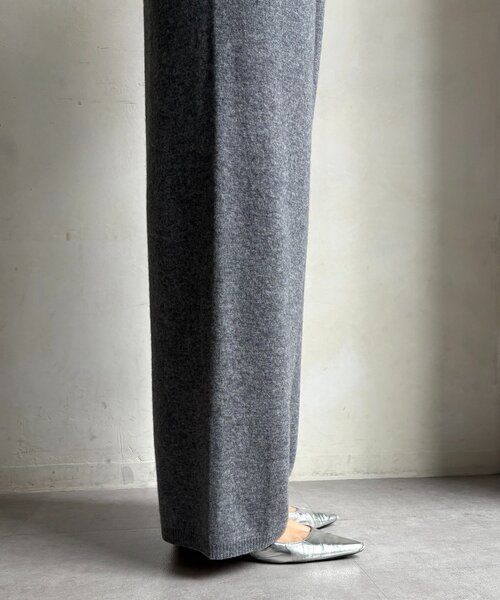 DouDou（ドゥドゥ）の「メリノウール100％ニットパンツ（その他パンツ・レディース・ベージュ/グレー・FREE）」の12枚目の写真