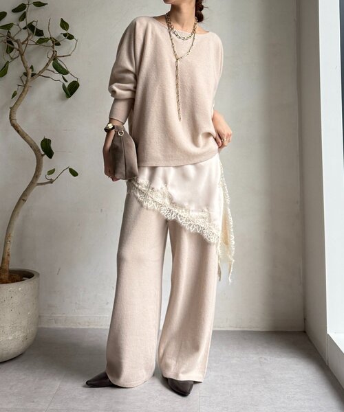 DouDou（ドゥドゥ）の「メリノウール100％ニットパンツ（その他パンツ・レディース・ベージュ/グレー・FREE）」の11枚目の写真