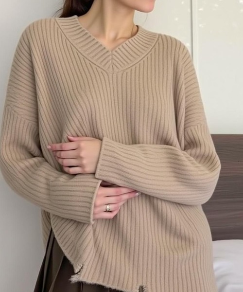 cammie（キャミー）の「リブＶネックリブニットトップス（ニット/セーター・レディース・ベージュ/ホワイト/ブラック・F）」の13枚目の写真