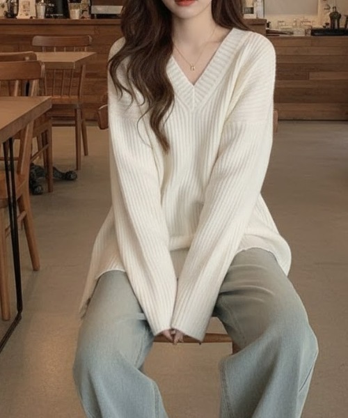 cammie（キャミー）の「リブＶネックリブニットトップス（ニット/セーター・レディース・ベージュ/ホワイト/ブラック・F）」の4枚目の写真