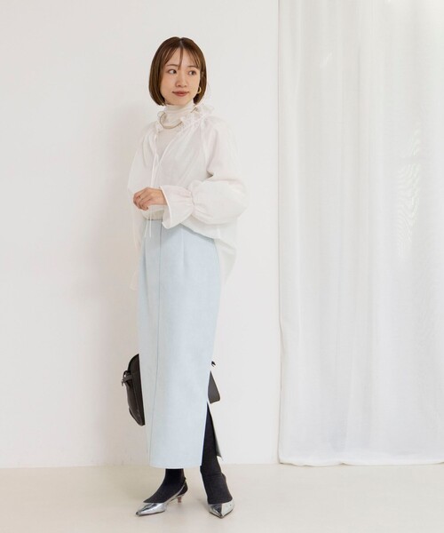 NOLLEY’S Sophi(ノーリーズソフィ)の「ウォッシャブルオーガンジーフリルブラウス(シャツ/ブラウス・レディース・オフホワイト/サックスブルー・38)」の3枚目の写真