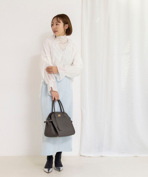 NOLLEY’S Sophi(ノーリーズソフィ)の「ウォッシャブルオーガンジーフリルブラウス(シャツ/ブラウス・レディース・オフホワイト/サックスブルー・38)」の5枚目の写真