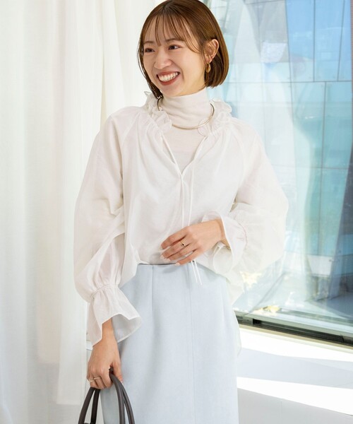 NOLLEY’S Sophi(ノーリーズソフィ)の「ウォッシャブルオーガンジーフリルブラウス(シャツ/ブラウス・レディース・オフホワイト/サックスブルー・38)」の7枚目の写真