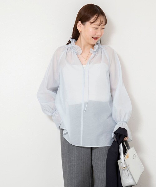 NOLLEY’S Sophi(ノーリーズソフィ)の「ウォッシャブルオーガンジーフリルブラウス(シャツ/ブラウス・レディース・オフホワイト/サックスブルー・38)」の13枚目の写真