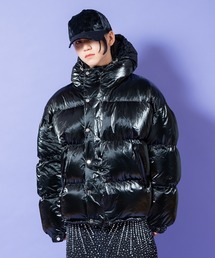 a.p.o.v.（エーピーオービー）の「a.p.o.v. シャイニーメタリックポリオーバーサイズクロップドフーディー中綿ジャケット（ダウンジャケット/コート）」