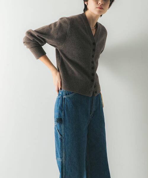 URBAN RESEARCH（アーバンリサーチ）の「カシミヤ強縮Vネックカーディガン（カーディガン/ボレロ・レディース・ブラウン系その他/カーキ・FREE）」の6枚目の写真