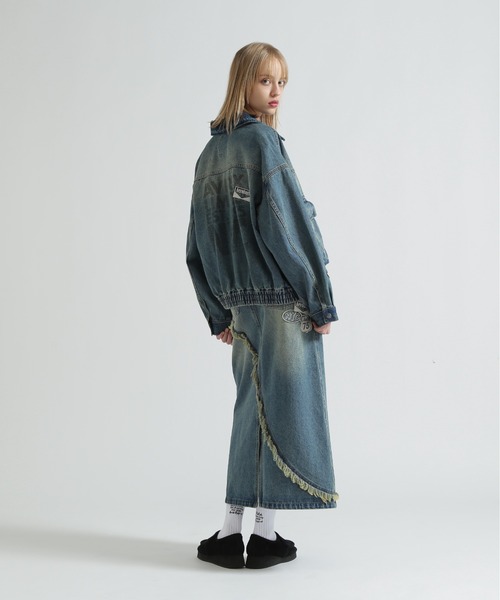AVIREX(アヴィレックス)の「OVERSIZED WAPPEN DENIM JACKET(デニムジャケット・レディース・インディゴブルー/ブルー系その他/ピンク・F)」の15枚目の写真